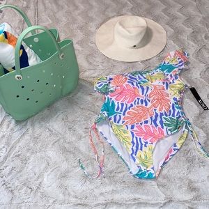 XOXO TULUM RUFFLED ONE-SHOULDER SWIMSUIT NWT size Large